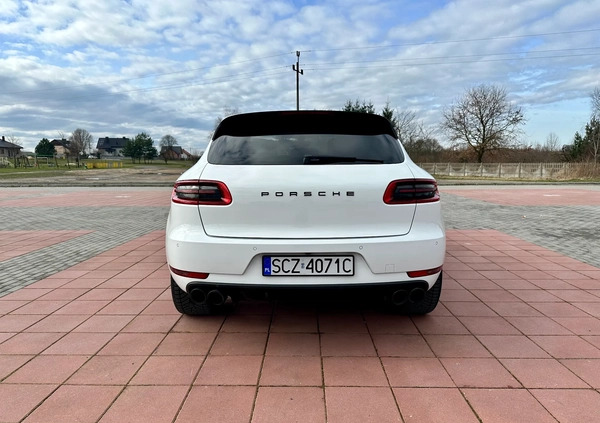 Porsche Macan cena 149998 przebieg: 143554, rok produkcji 2016 z Warszawa małe 781